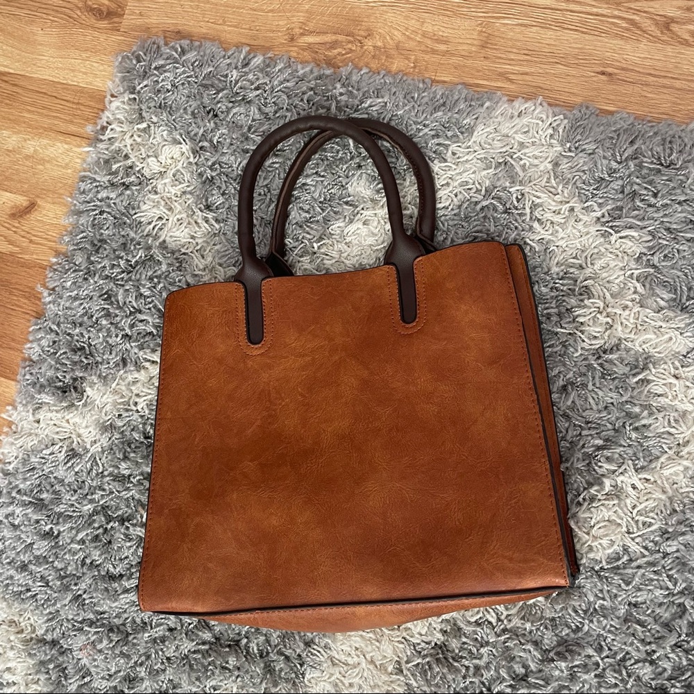 Brown purse NWOT